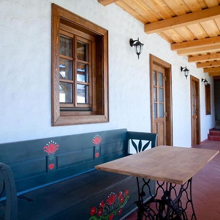 Pepi Vendeghaz - Casa De Oaspeti Pepi Joseni  Bagian luar foto