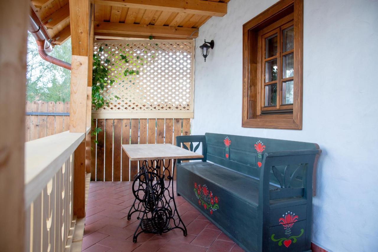 Pepi Vendeghaz - Casa De Oaspeti Pepi Joseni  Bagian luar foto
